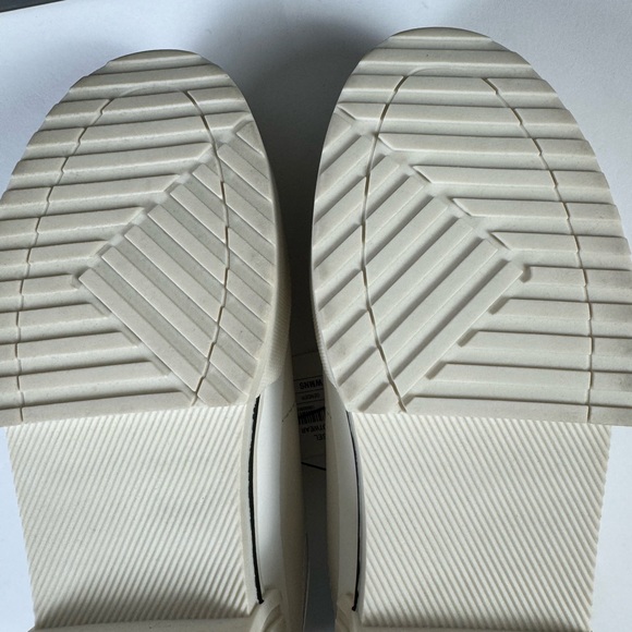 Diesel Shoes! Merley Low, color sand dollar, size 6.5, NWT - Picture 12 of 15